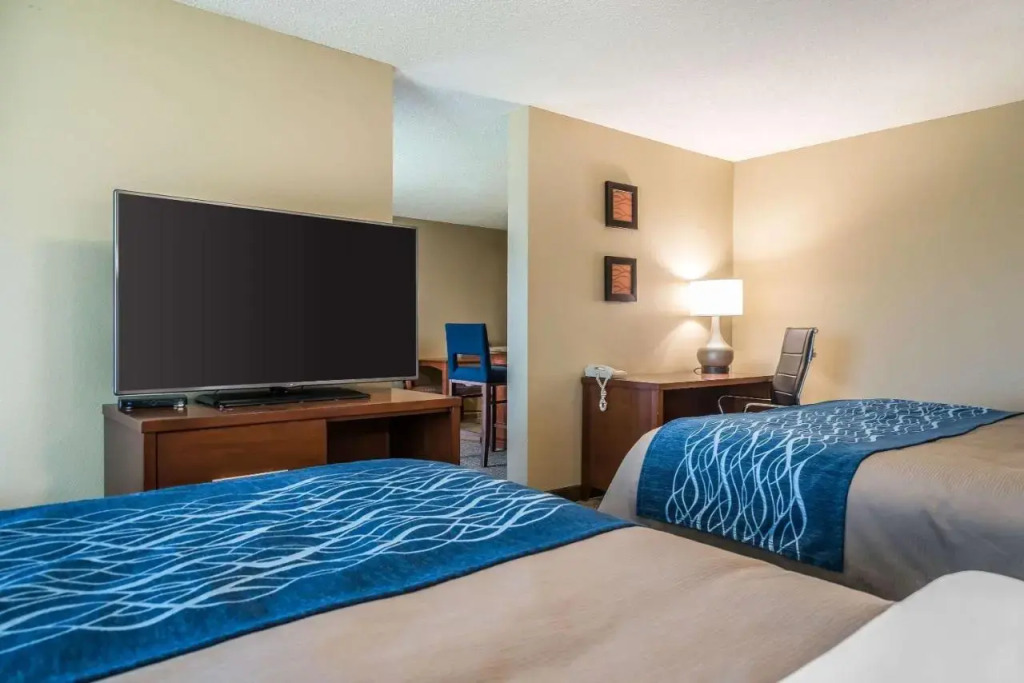 Holiday Inn Express Hotel & Suites Stillwater