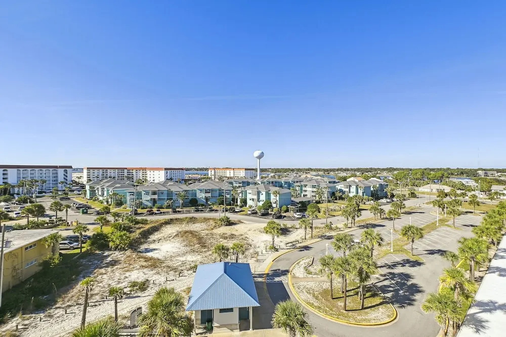 Seacrest 701AB is a 3 BR Gulf front on Okaloosa Island by RedAwning