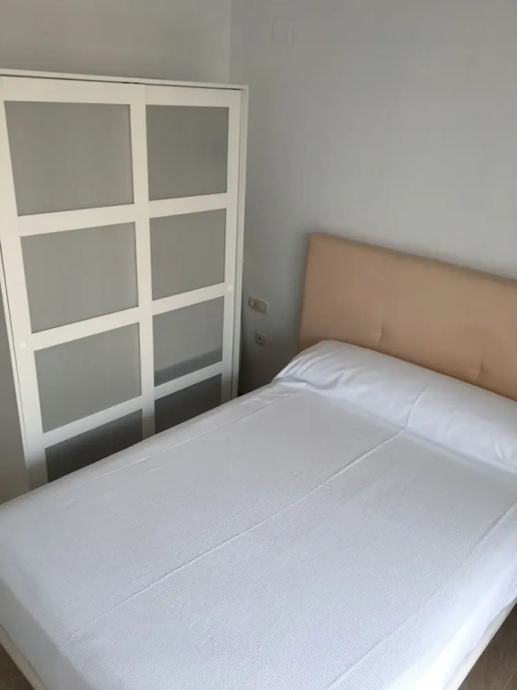 Agora Apartamentos La Volta II