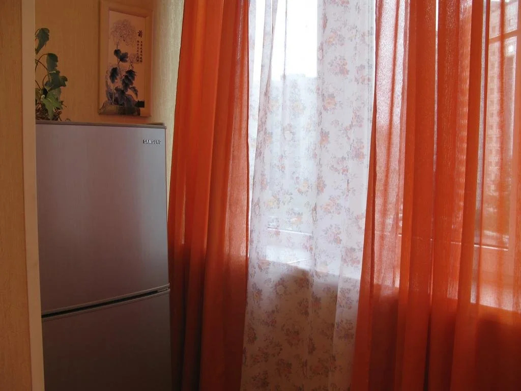Sutkiarenda on Morskaya Naberezhnaya 35/6