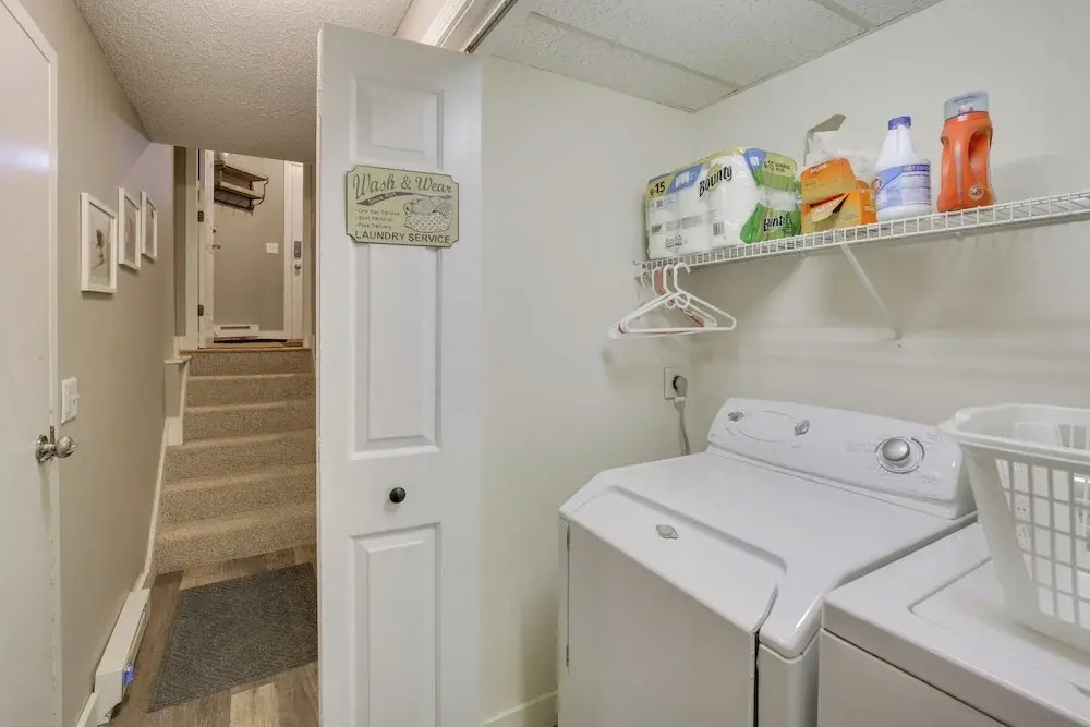 6 Mi to Sunday River: Condo Near Bethel Village