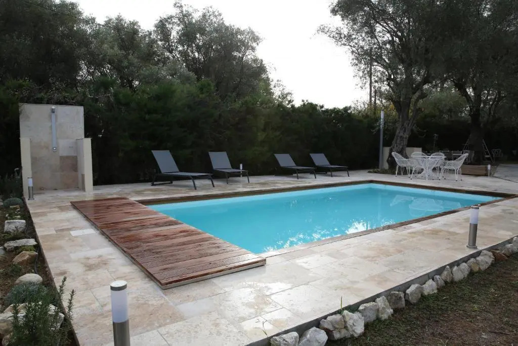 Superbe villa de charme avec piscine chauffée