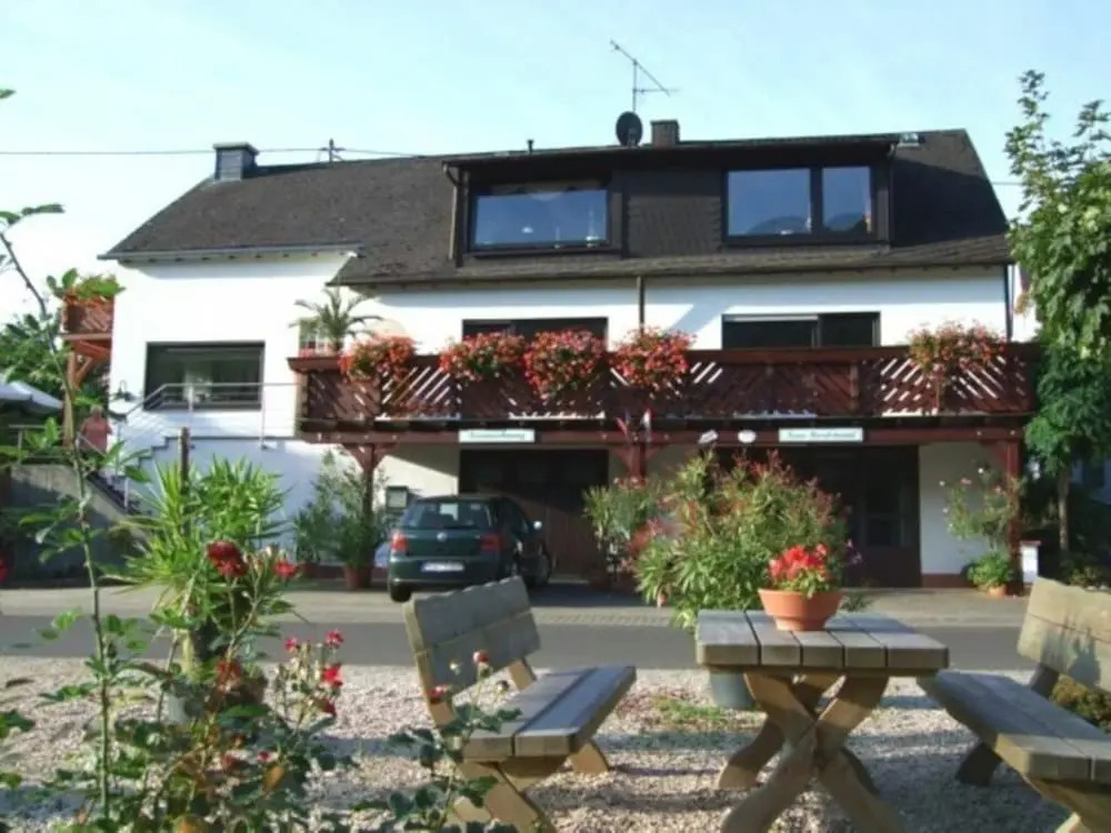 Holiday Apartment Moselle Beach 1