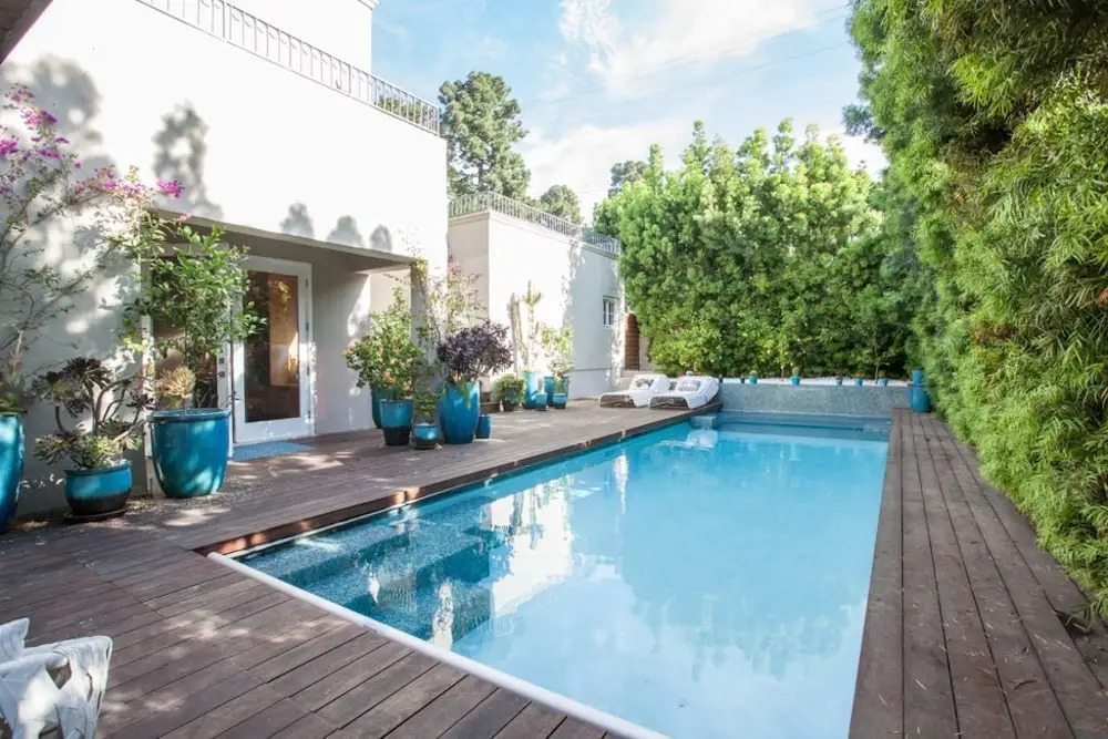 Villa Aileen - Contemporary Family Home