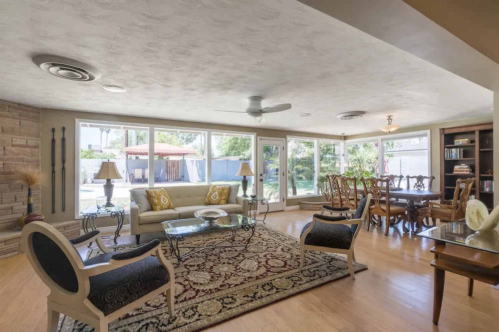 The Ranch - Private Pool / Games / Outdoor Fire pit- 3BD / Huge Office