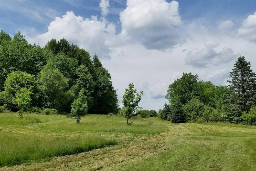 Tentrr - Fields of Dreams at Callicoon