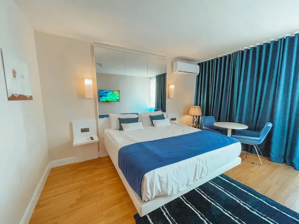 Отель Seaside VIP40