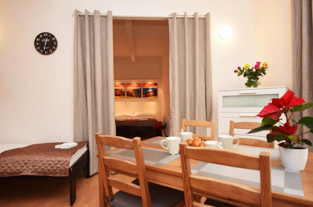 Family Style & Garden Apartments