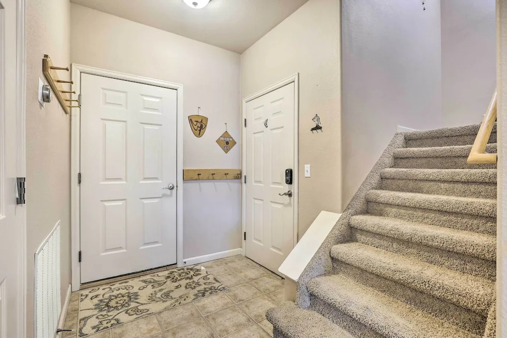 Spacious Fraser Condo ~ 6 Mi to Winter Park!