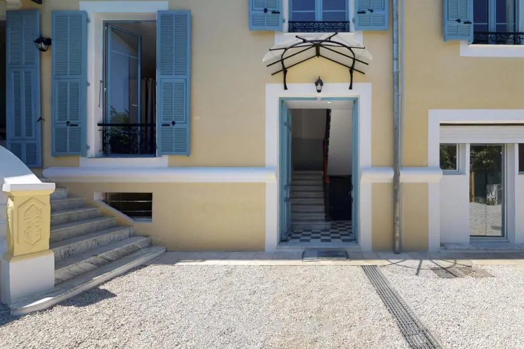 Villa Capriciosa - Five Stars Holiday House
