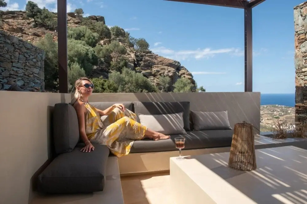 Villa Ouranos - Where the World Unfolds Before You