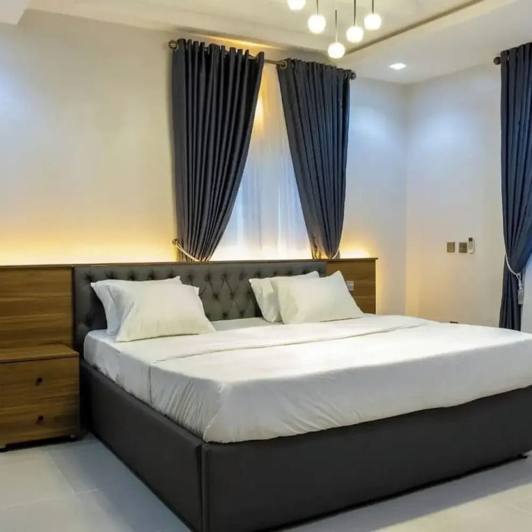 Westnite Apartment