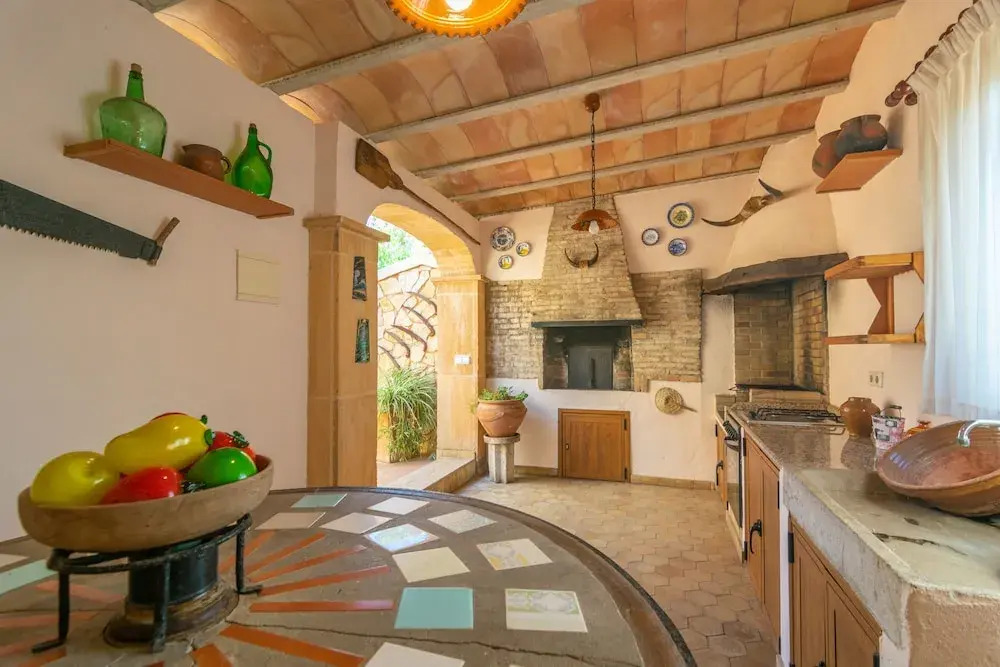 Ca Sa Nina in Inca With 3 Bedrooms and 4 Bathrooms