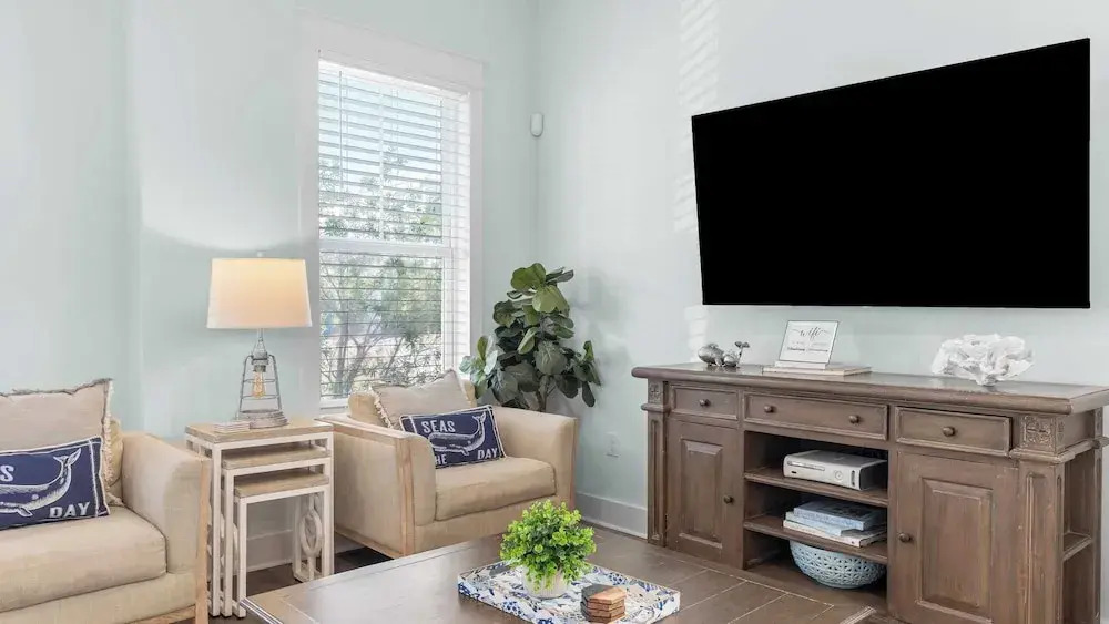 Constant Getaway by Avantstay 30A Coastal Retreat Outdoor Lounge, Golf Cart, Bikes + Near Beach