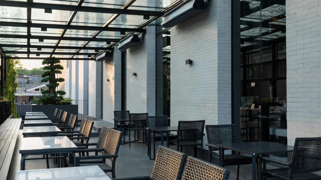 REZ Hotel Semarang