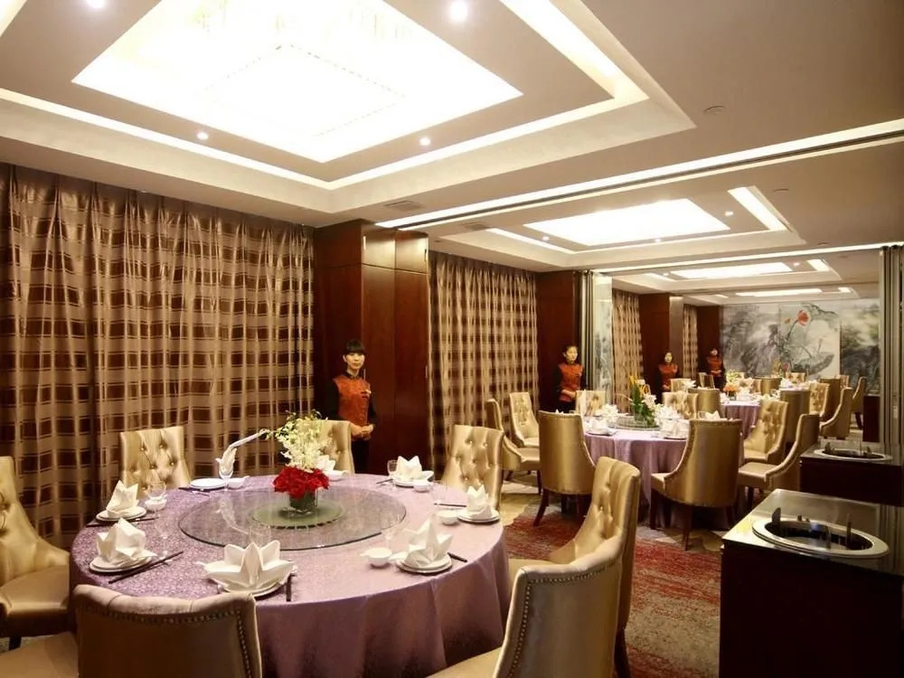 New Era Hotel