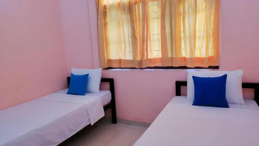 A4 Beach Hostel Negombo