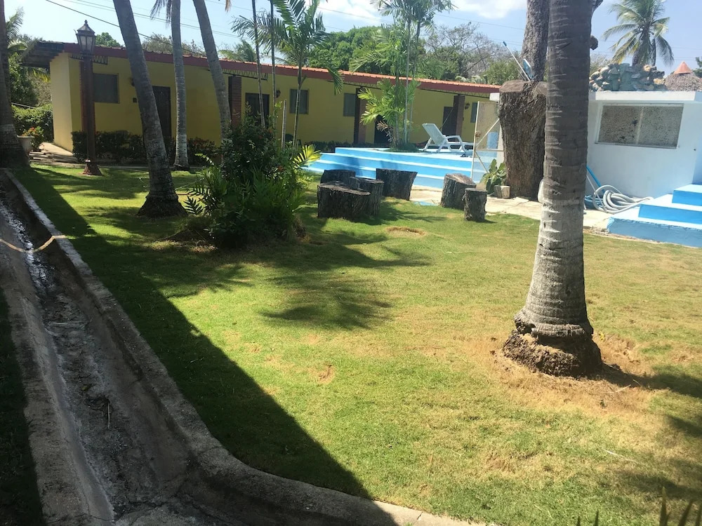 Gorgona Beach Hotel