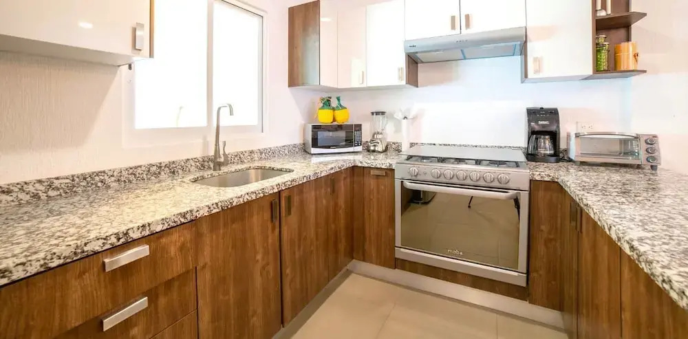 Stunning Family House 5 Min From Beach