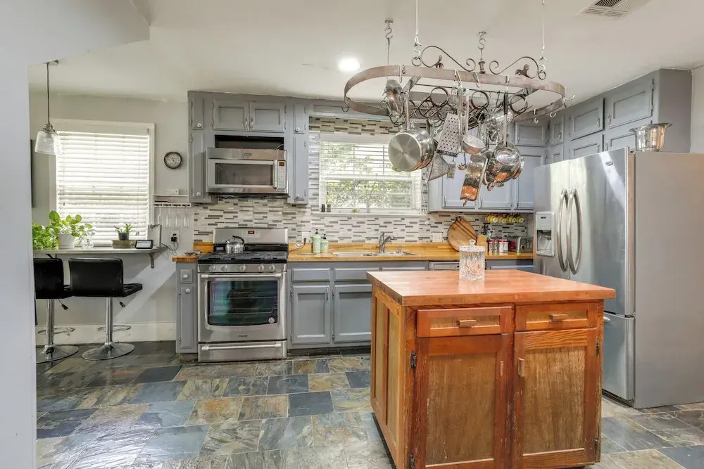 2 Mi to Lsu: Mid City Home w/ Yard & Patio!