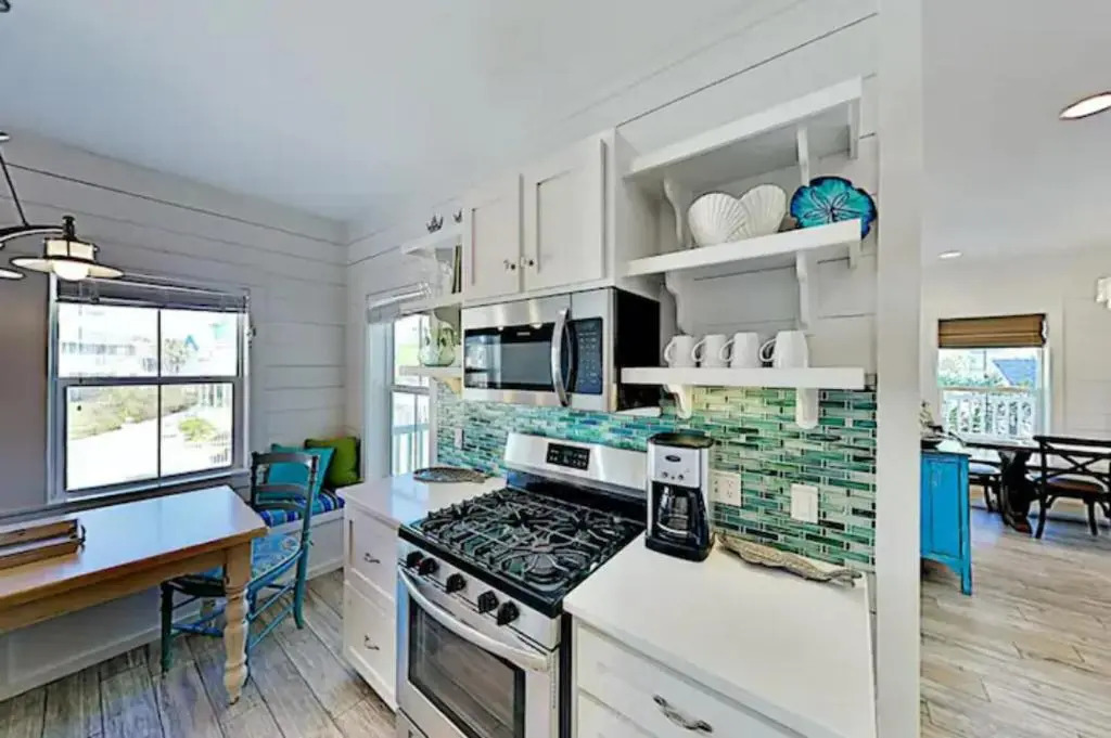 Steps to The Beach! Beautiful 4 BDRM 5 Bath Home W/Pool & Hot Tub