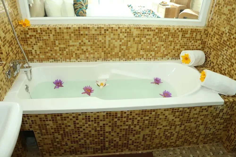 Ocean Queen hotel