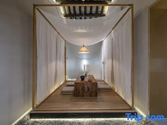 Shenzhen Qingxi Xiangshel Hill · Mountain Spring Water Private Hot Spring Villa