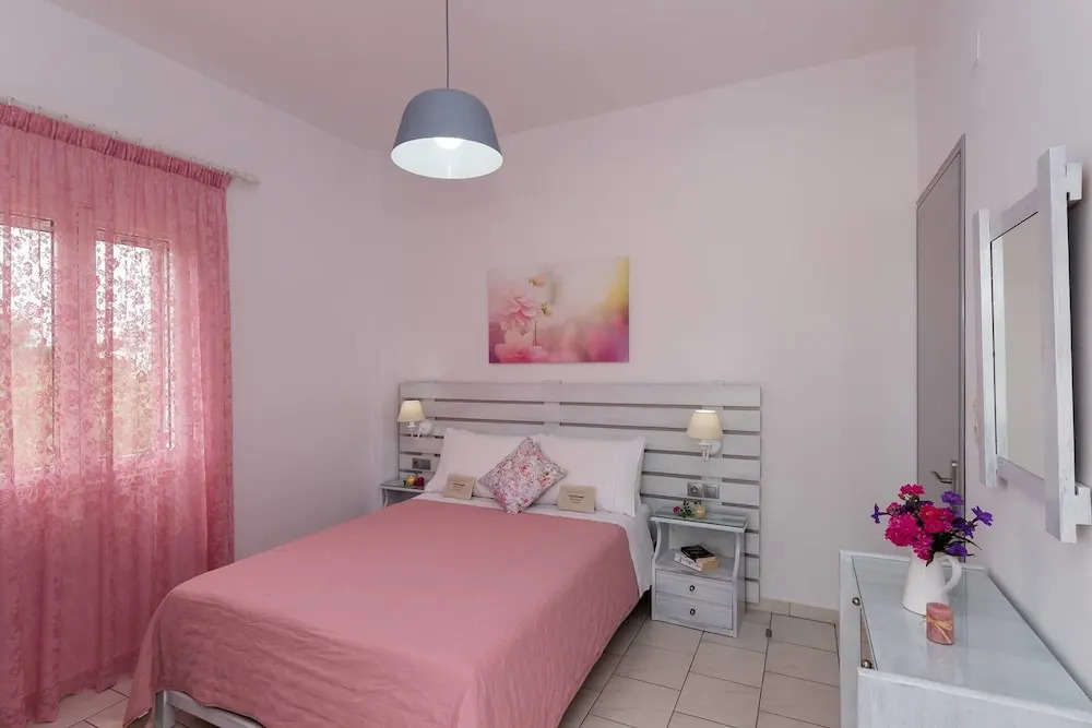 Lettas Apartments