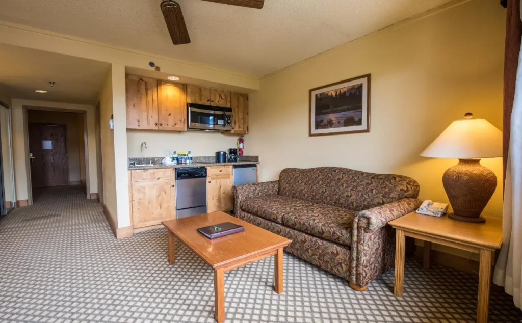 The Grand Lodge, A Vail Resorts Property