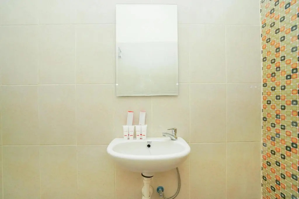 Urbanview Hotel Syariah Near Gelora Delta Sidoarjo