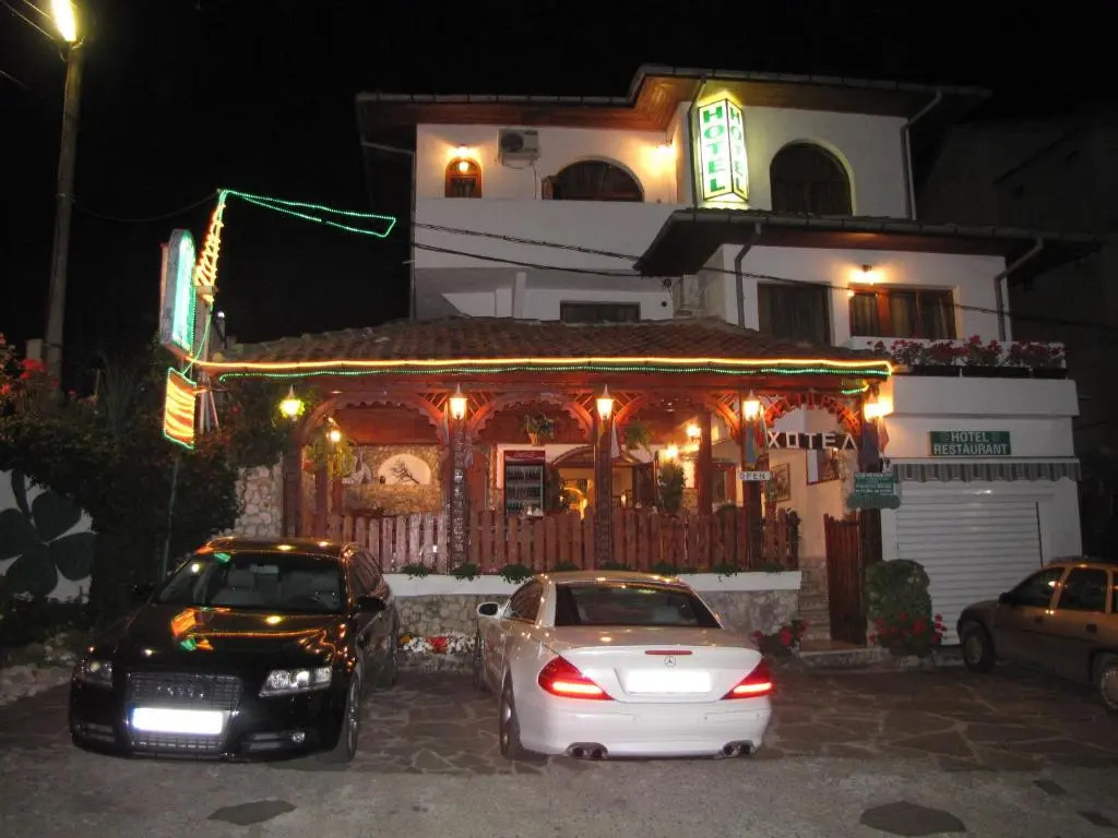 Stefan Family Hotel