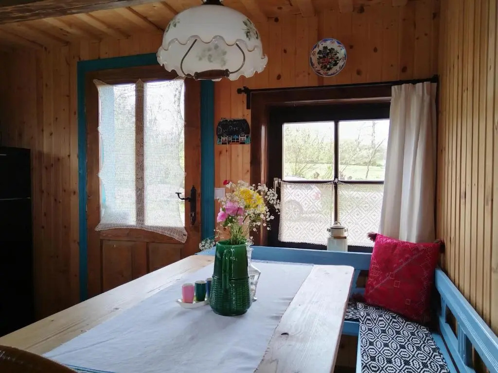 Big family Apartment in Brebs Cosy Barn