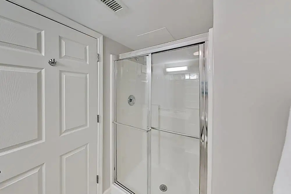 1101blue 2 Bedroom Condo