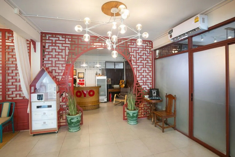 Oyo 708 All Red Hostel Chiang Mai