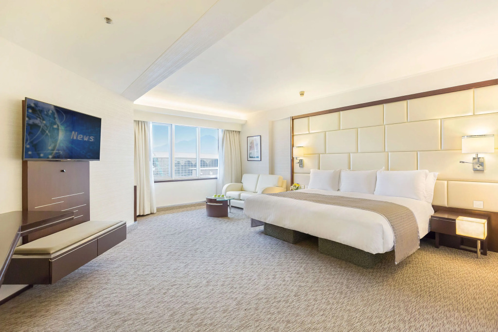 Regal Airport Hotel