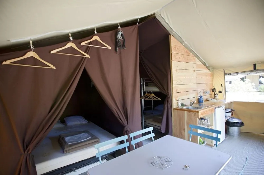 Huttopia Beaulieu sur Dordogne