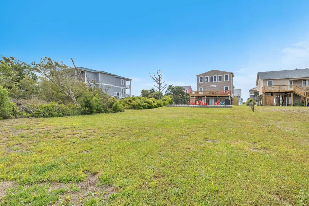 Salty Dawg by Oak Island Accommodations