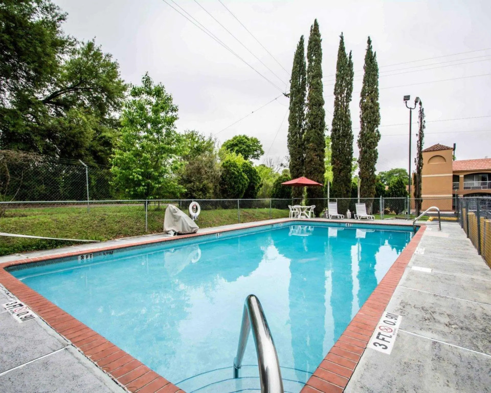 Clarion Pointe Alachua - Gainesville Area