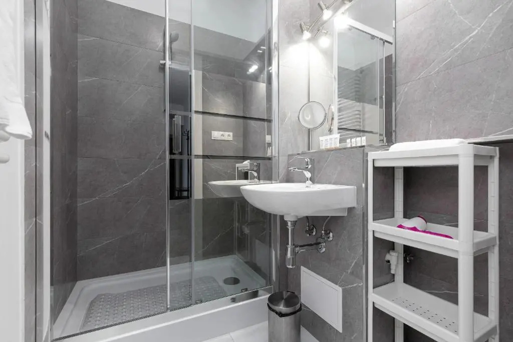 Kamienica Stanisława Augusta Warszawa by Renters