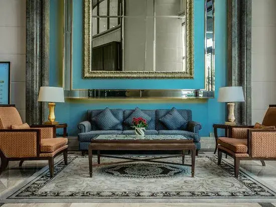 Noble Hotel