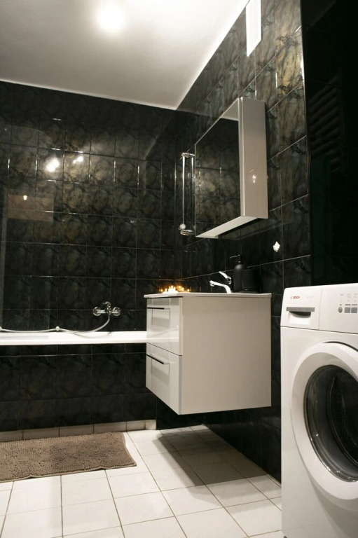 oompH Warsaw Center Well Designed Apt