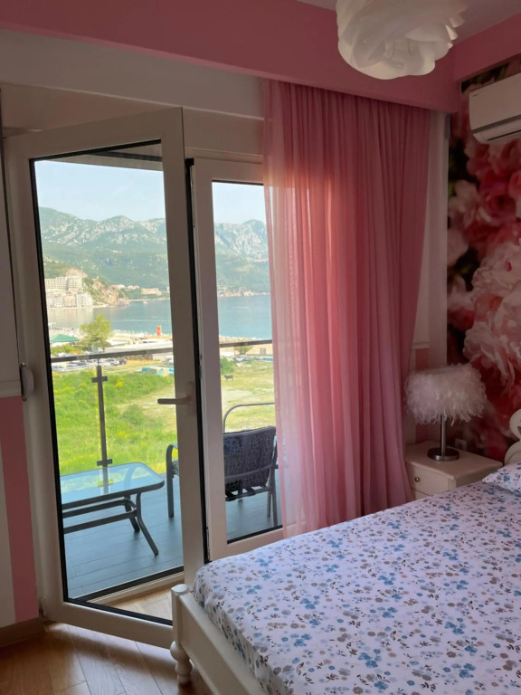 Apartman Staklena kula