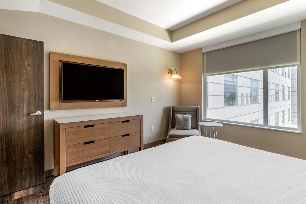 DoubleTree by Hilton Greenville Woodruff Road