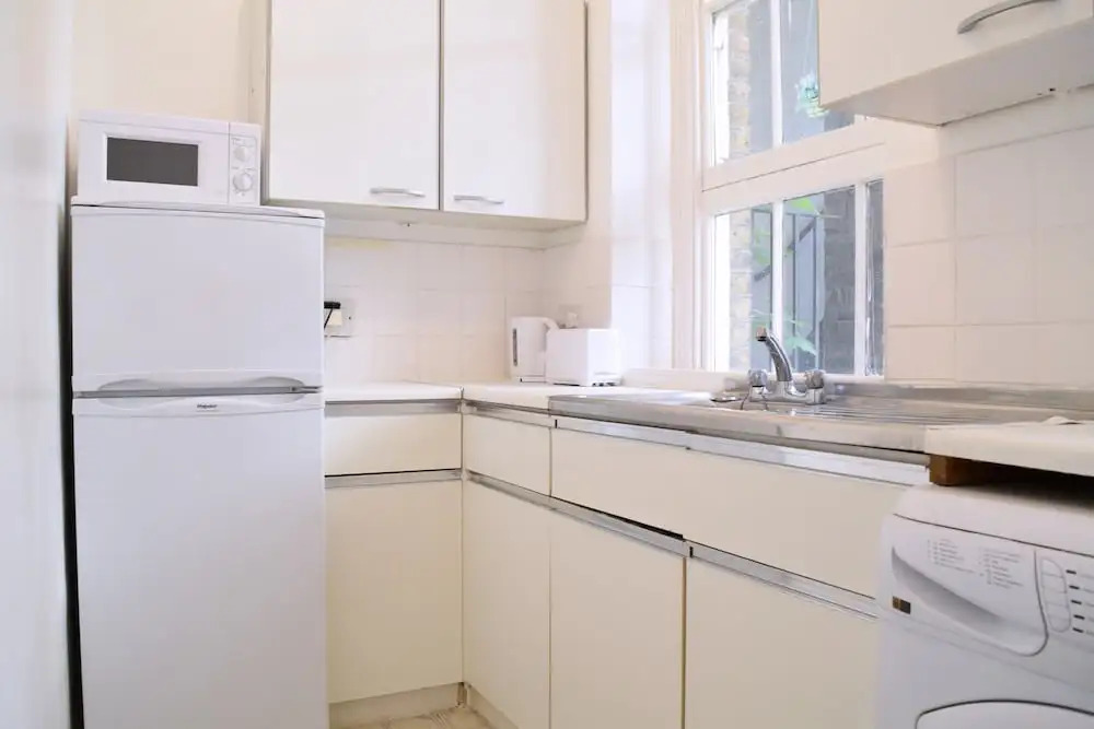 Comfortable 1 Bedroom Apartment With Great Connections
