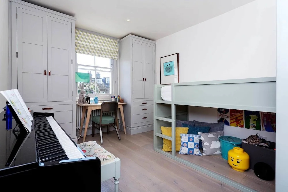 Queen's Park Family Home