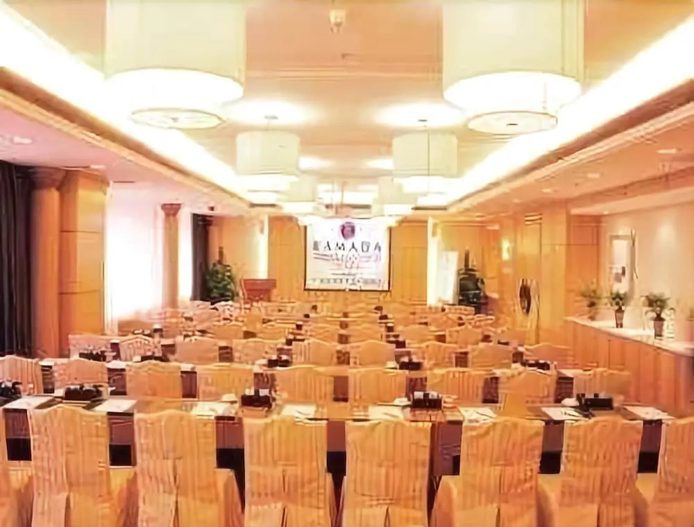 IntercityHotel Guangzhou East Railway Station