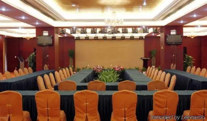 Wuhan Newport International Hotel