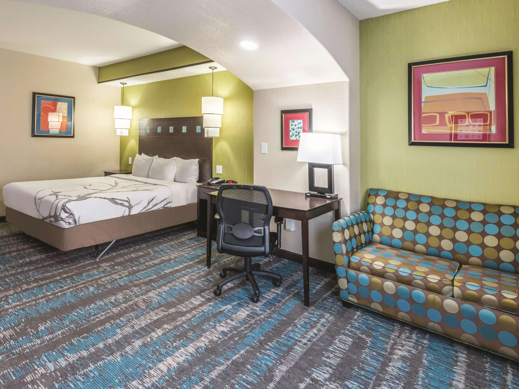 La Quinta by Wyndham Dallas Grand Prairie South
