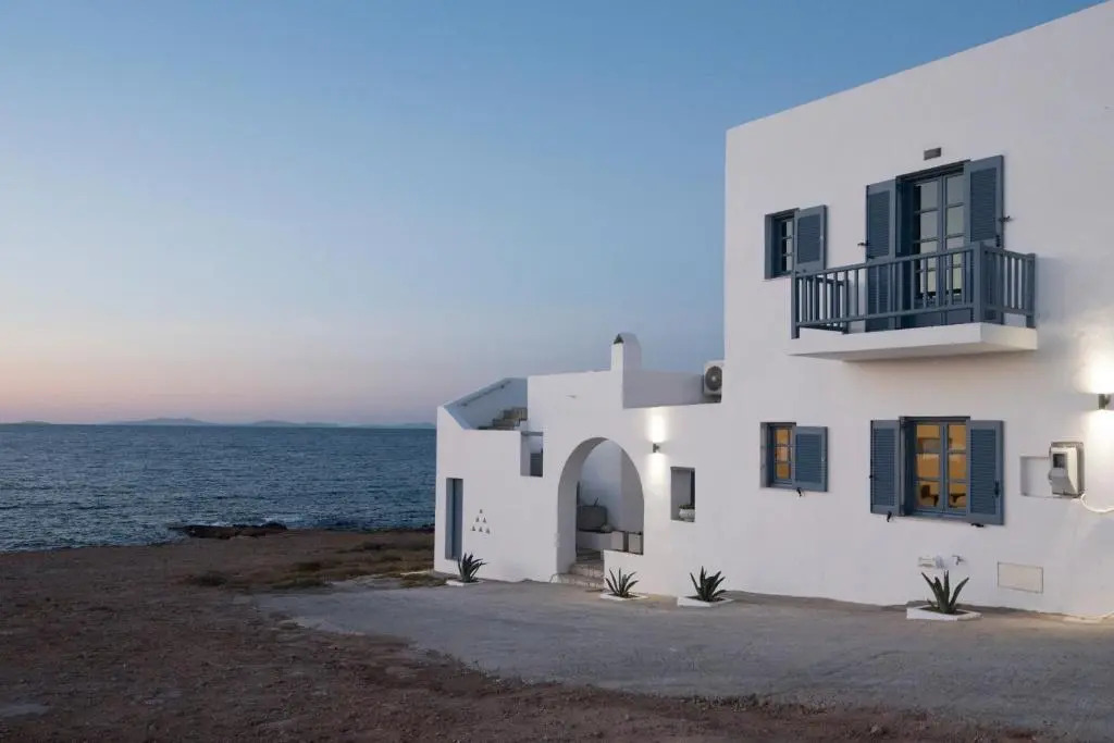 THALASSA Seafront Superb 1BD house in Naousa