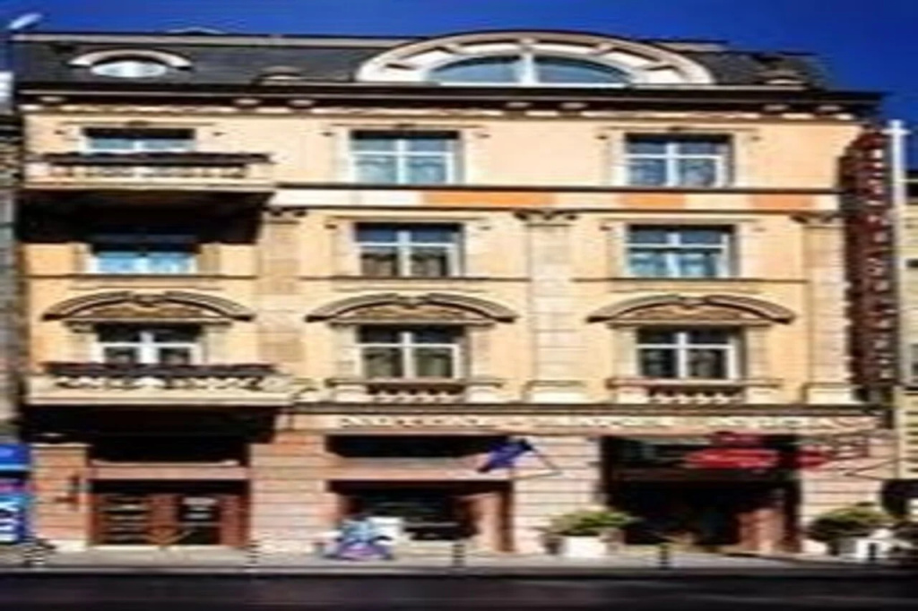 Maria Luisa by INTROVERT HOTELS